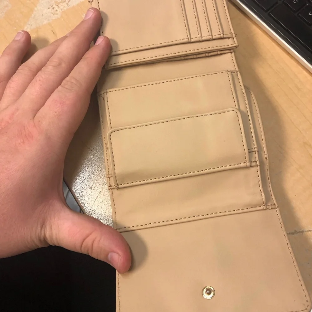 Billetera Guess Small Wallet - Picture 3 of 6